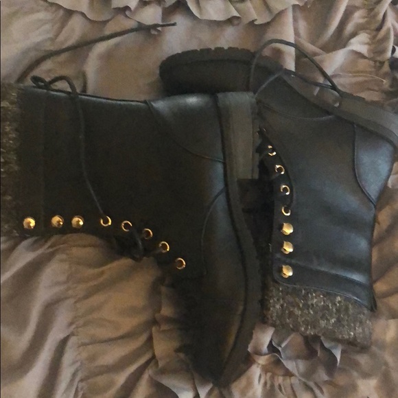 Winter boots - Picture 2 of 3